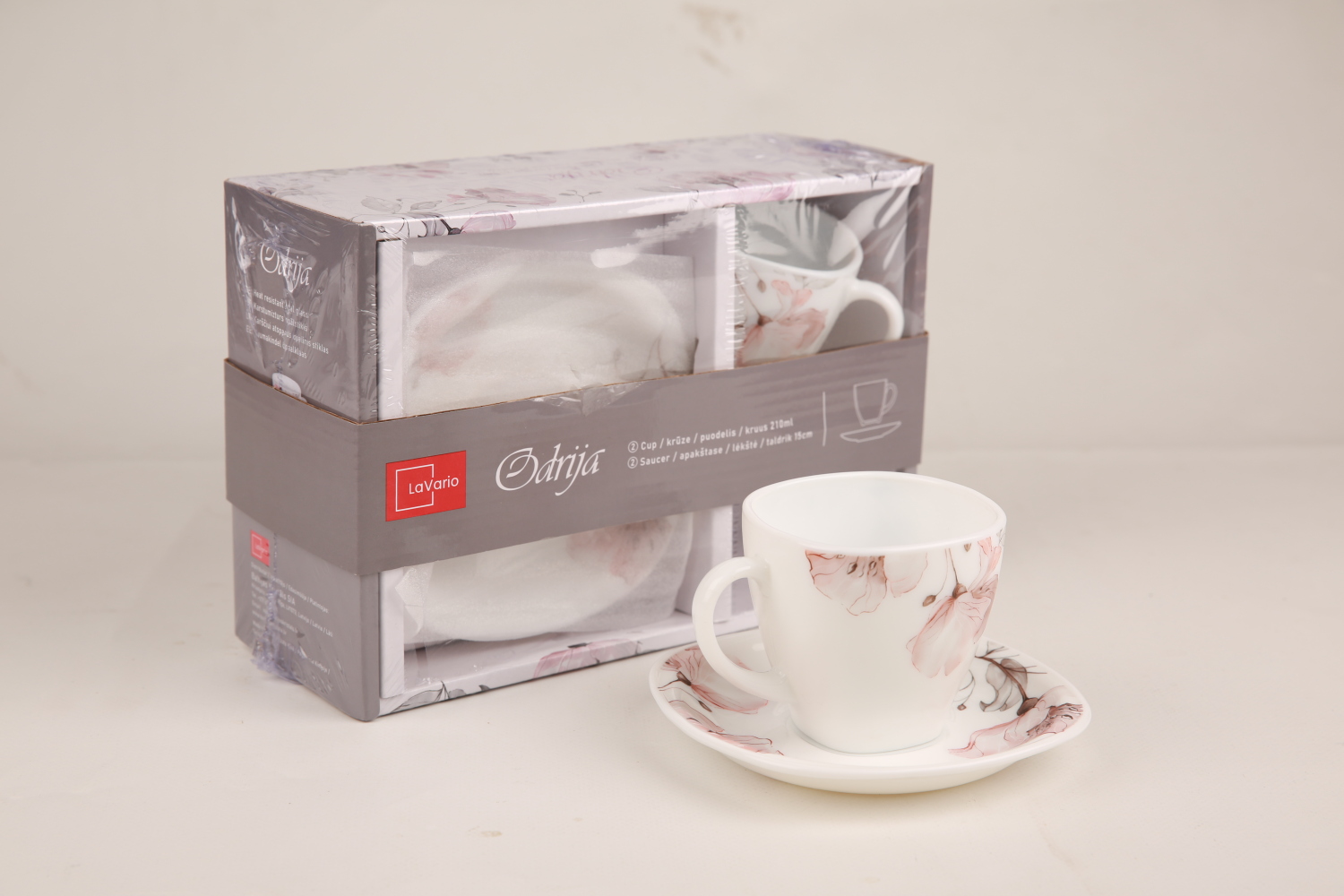 KOMPLEKTS tase 210ml ar apakštasi 1:2 OPĀLSTIKLS ODRIJA